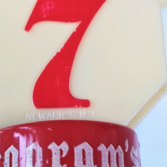 Seagram's Seven 7 Crown Whiskey Bottle Stopper - Picture 6 of 7